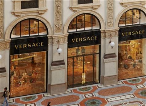 versace offerte di lavoro|versace clothing company.